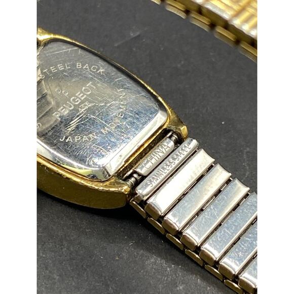 Peugeot 418 Gold Tone Quartz Analog Watch Stainless Steel Stretch Band Size 6" - Picture 8 of 14